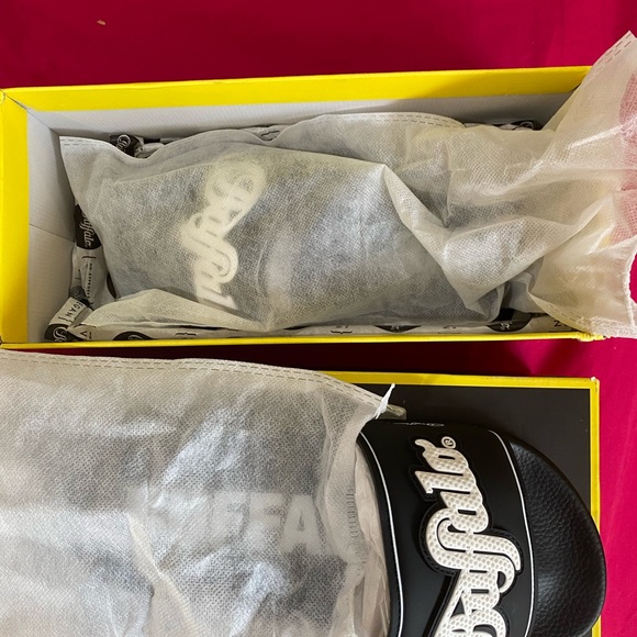 Buffalo Slide Slipper - Picture 4 of 5